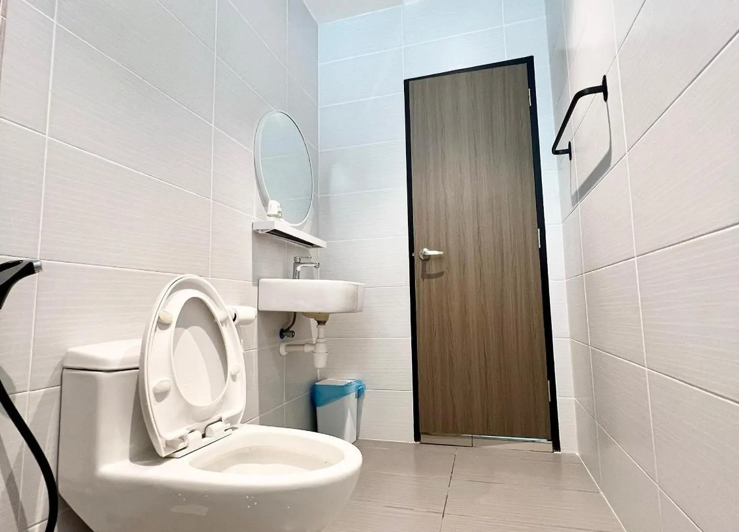 Novo 8 Residences & Suites Aqua Pool By Nestcove Malacca